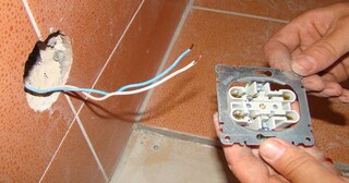 Замена розеток в Железнодорожном в октябре